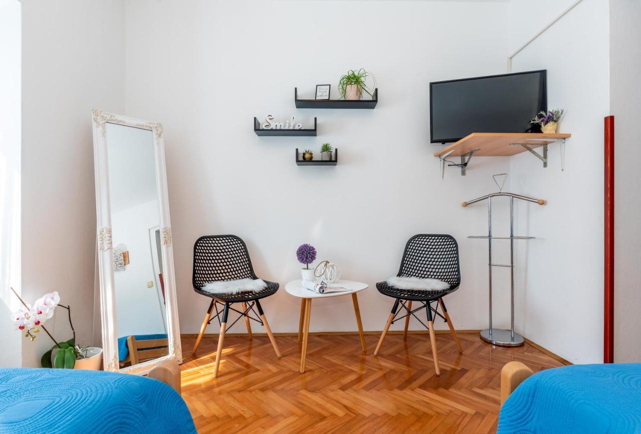 Apartmani Antonija Vozilici Exterior photo